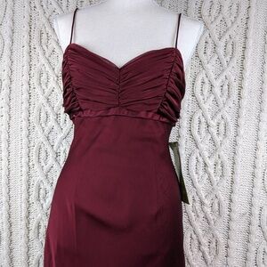 Morgan and Co Red Formal 7/8